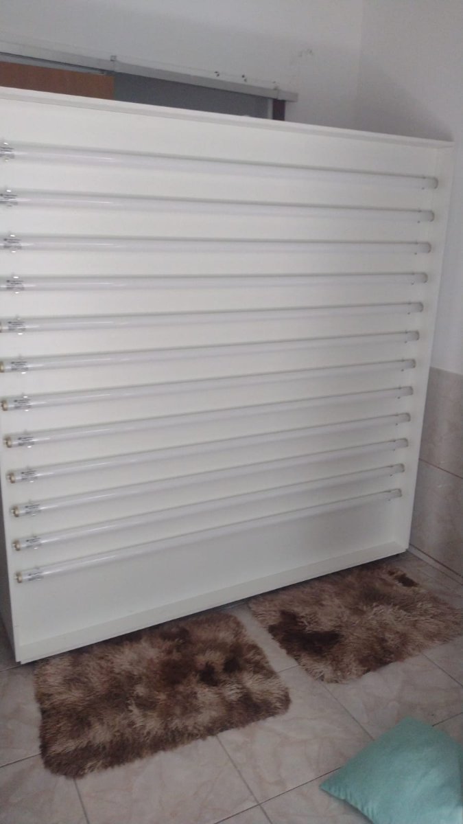 Paredão para bronzeamento artificial